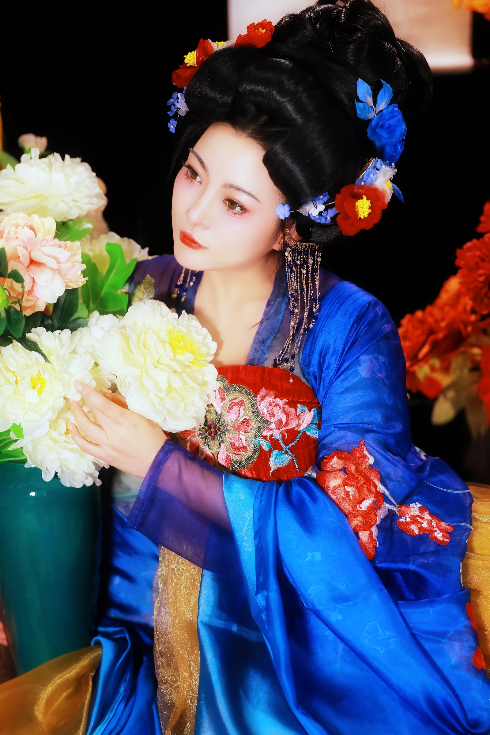 [YITUYU]艺图语-2024.10.16-花想容-猫子子-[19P-261MB]-7.webp